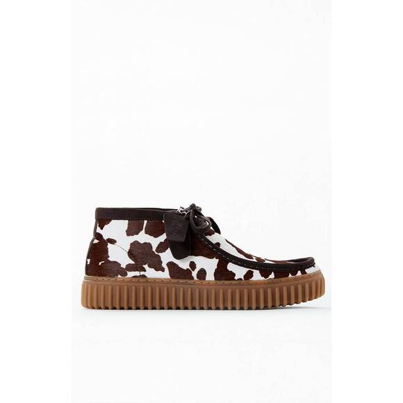 CLARKS Other - NEW CLARKS men's torhill hi shoes in animal print